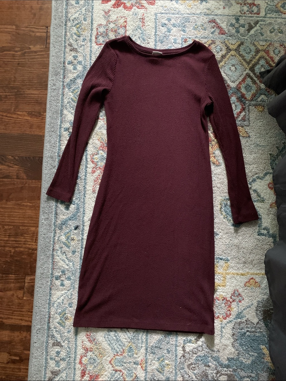 a new day Long-Sleeve Ribbed Midi Dress in Burgundy